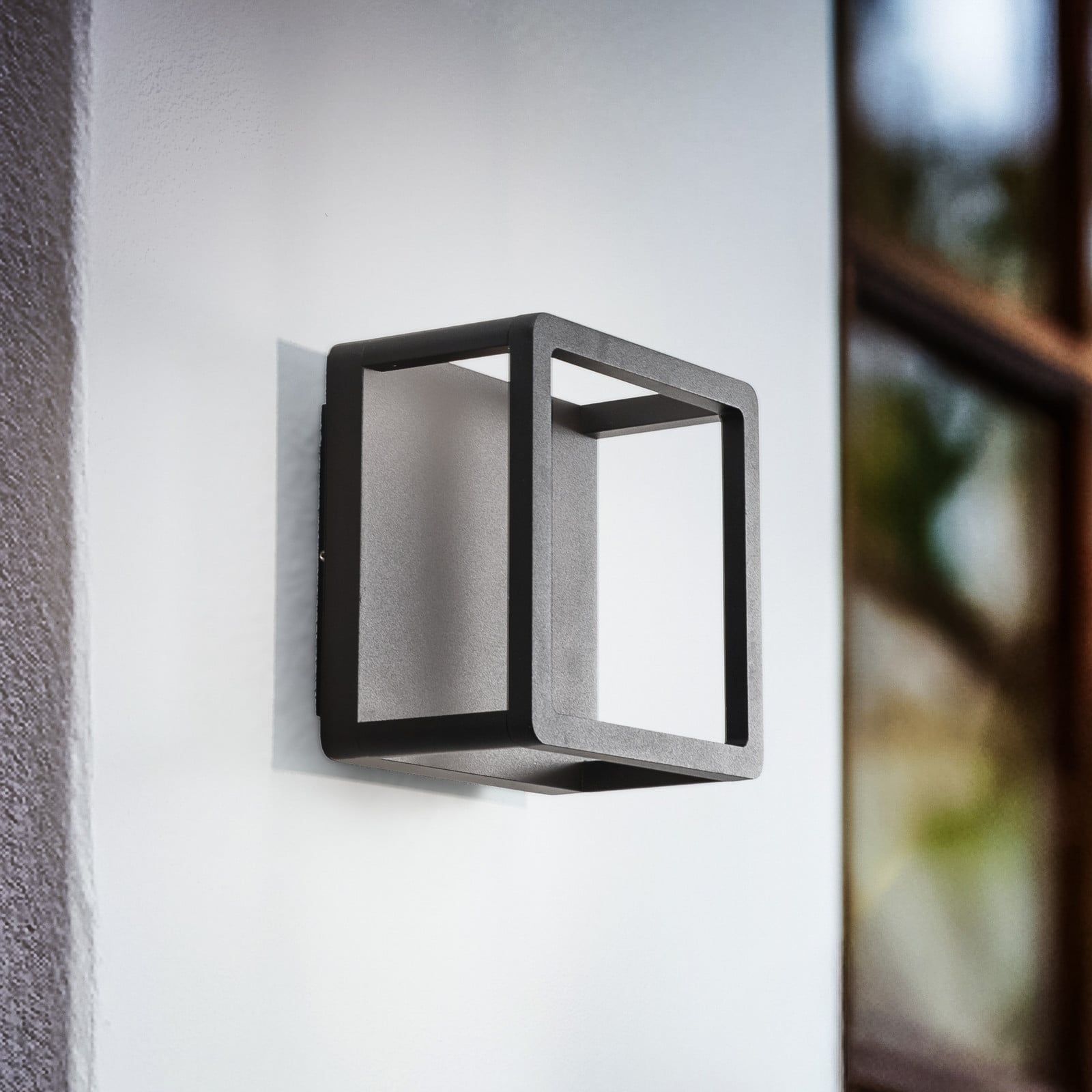 Aplique LED para exterior Thorvid, altura 18 cm, negra - Lucande - Moderno - Aluminio - Angular