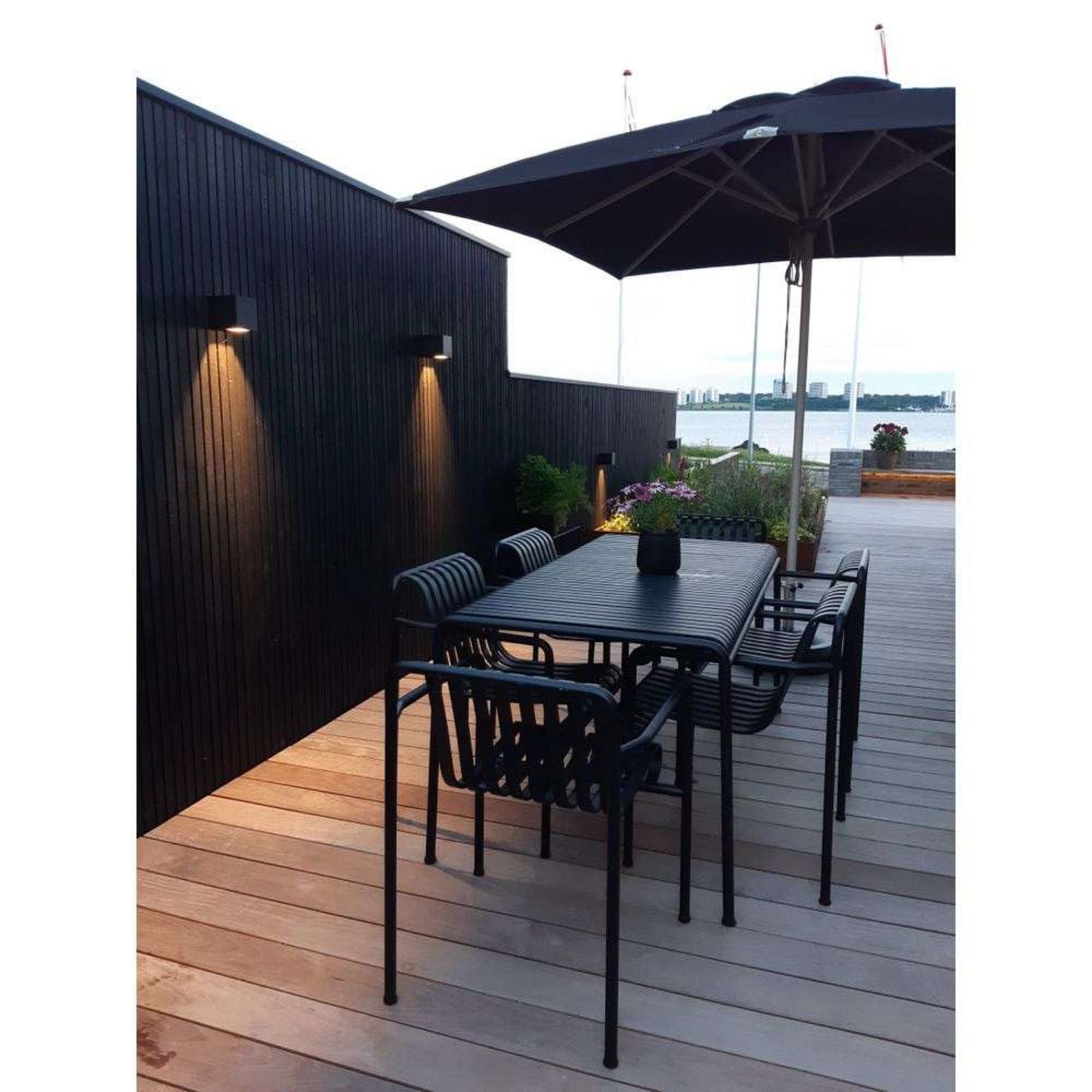 Arca W100 LED Aplique Exterior Inferior Negro - Antidark - Terraza - Aluminio