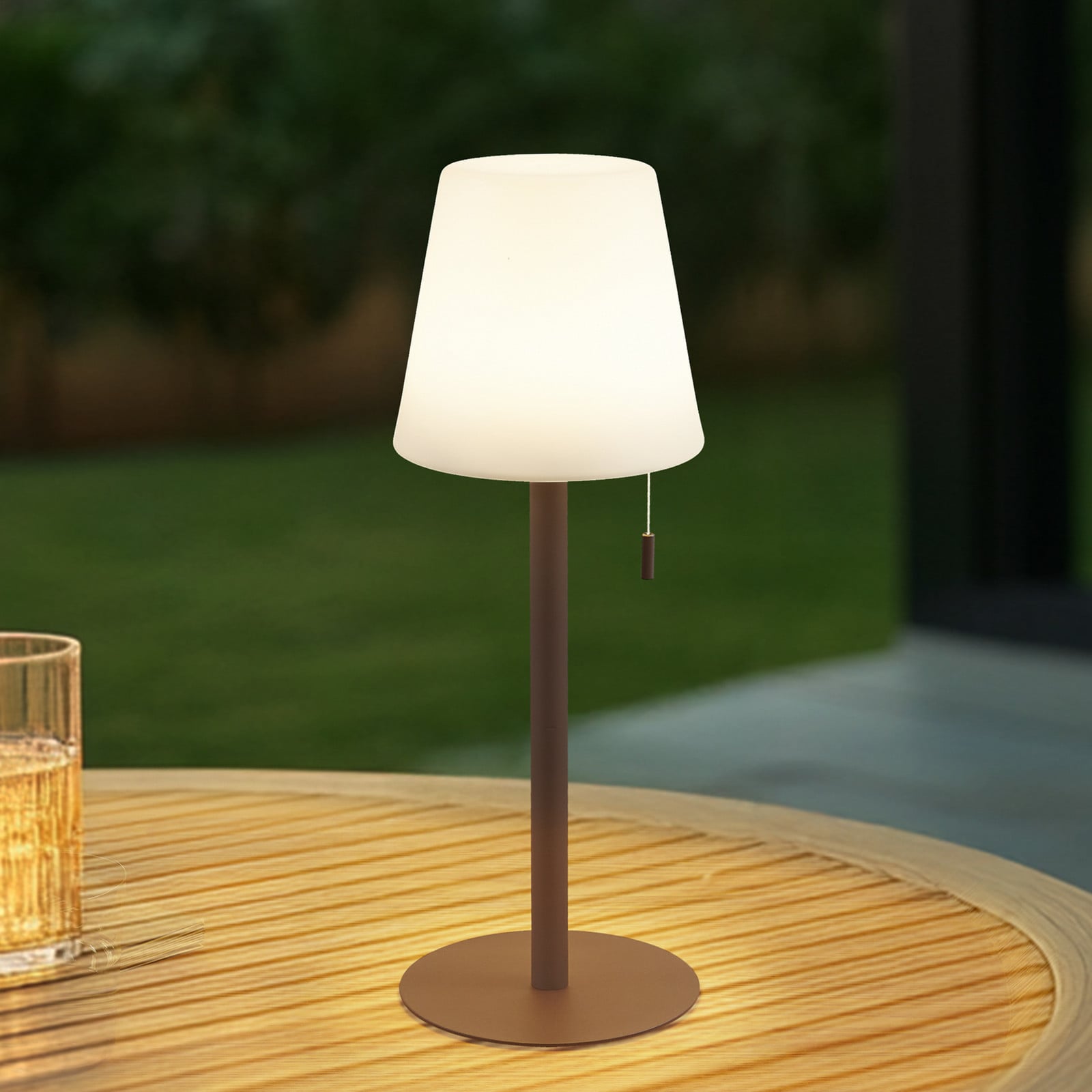 Azalea LED Portable Lámpara de Sobremesa IP44 Blanco/Negro - Lindby - Balcón - Moderno - Aluminio - Con pantalla