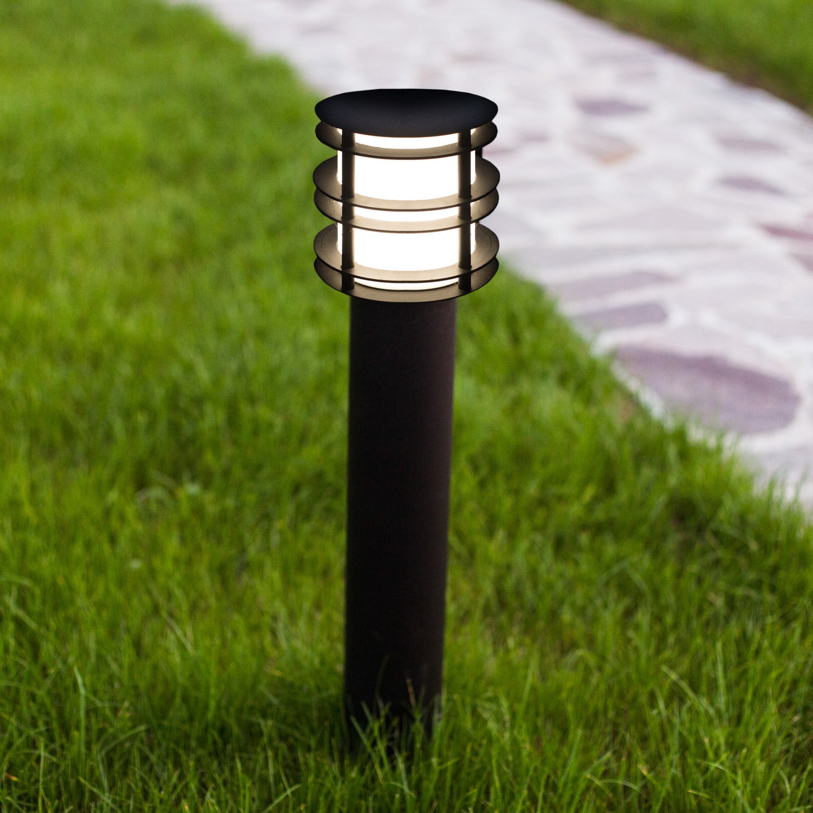 Bolardo luminoso LED Stockholm, 85 cm, negro, con anclaje al suelo - Norlys - Aluminio