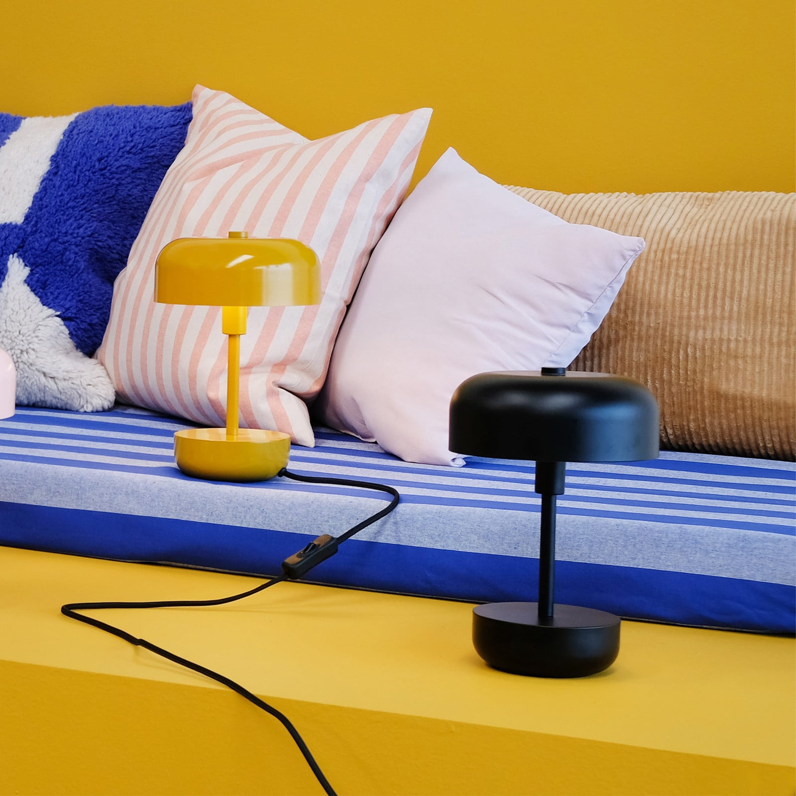Haipot LED Portable Lámpara de Sobremesa Black - Dyberg Larsen - Sala de estar / salón - Moderno - Metal - Con pantalla