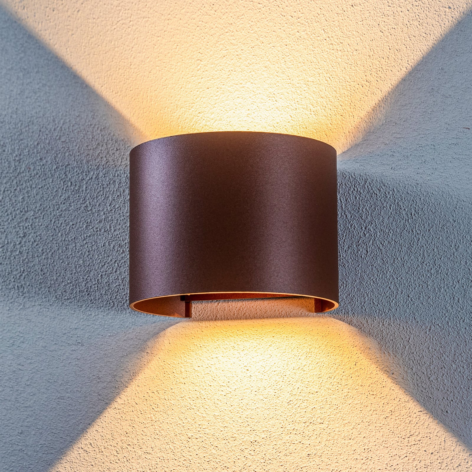Nivar Round LED Aplique Exterior Rust Brown - Lindby - Balcón - Moderno - Metal - Redonda