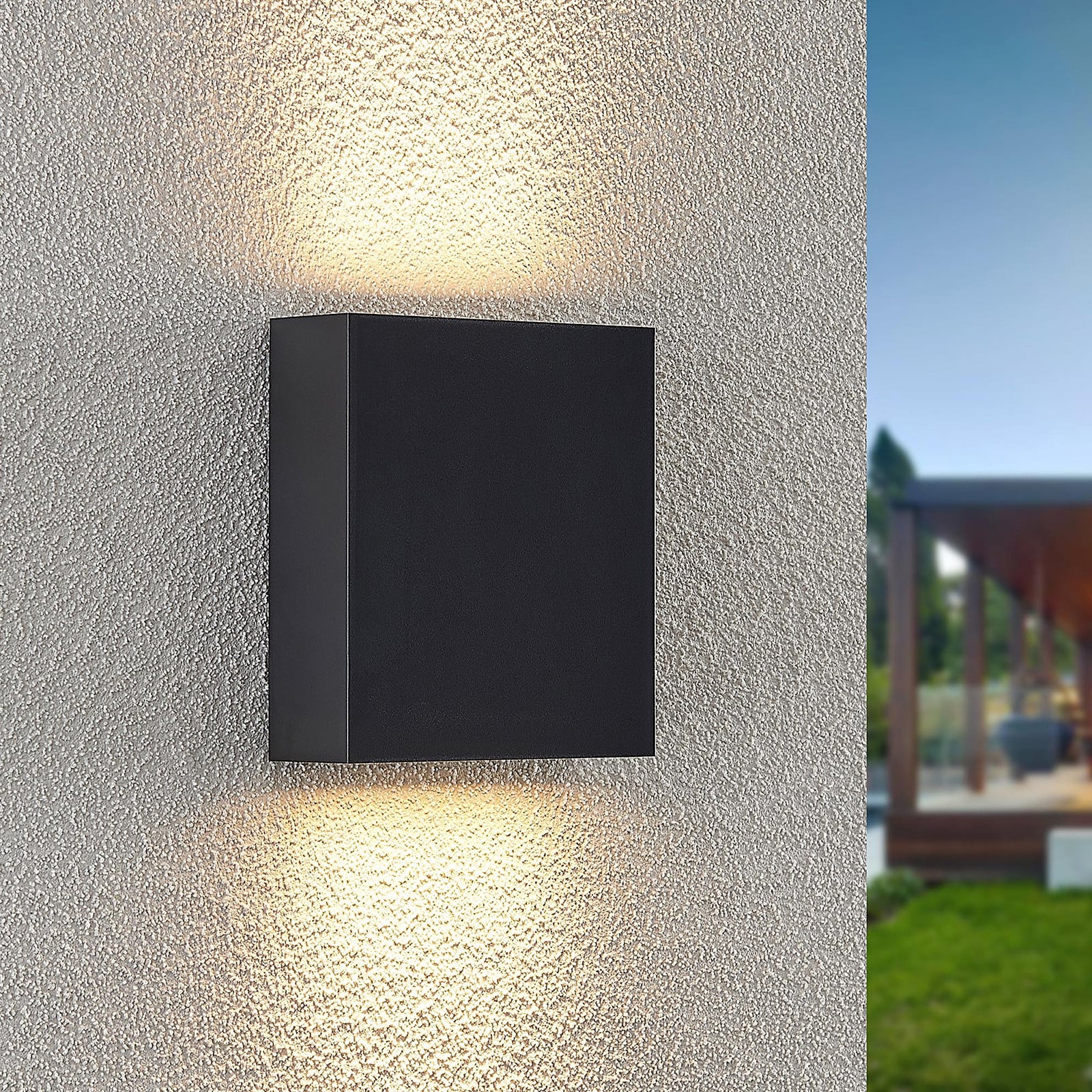 Ugar LED Aplique Exterior H14 Dark Grey - Lindby - Balcón - Moderno - Plástico - Angular